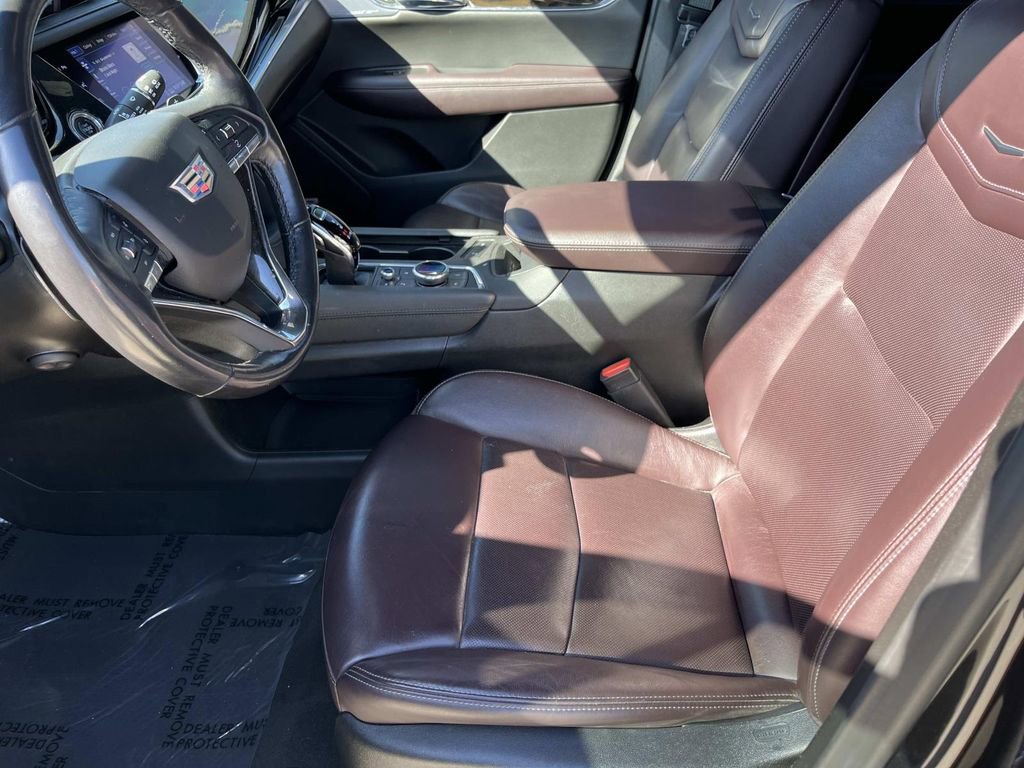 Used 2020 Cadillac XT6 Premium Luxury image 29