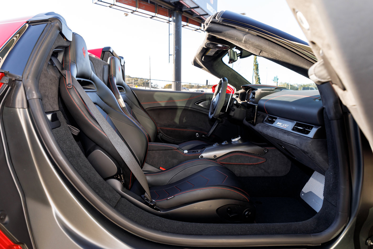 Used 2024 Maserati MC20 Cielo image 41