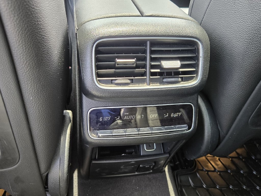 Used 2023 Mercedes-Benz GLE 350 4MATIC image 14