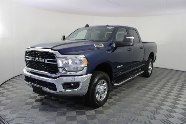 Used 2024 RAM 2500 Big Horn w/ Bed Utility Group image 20