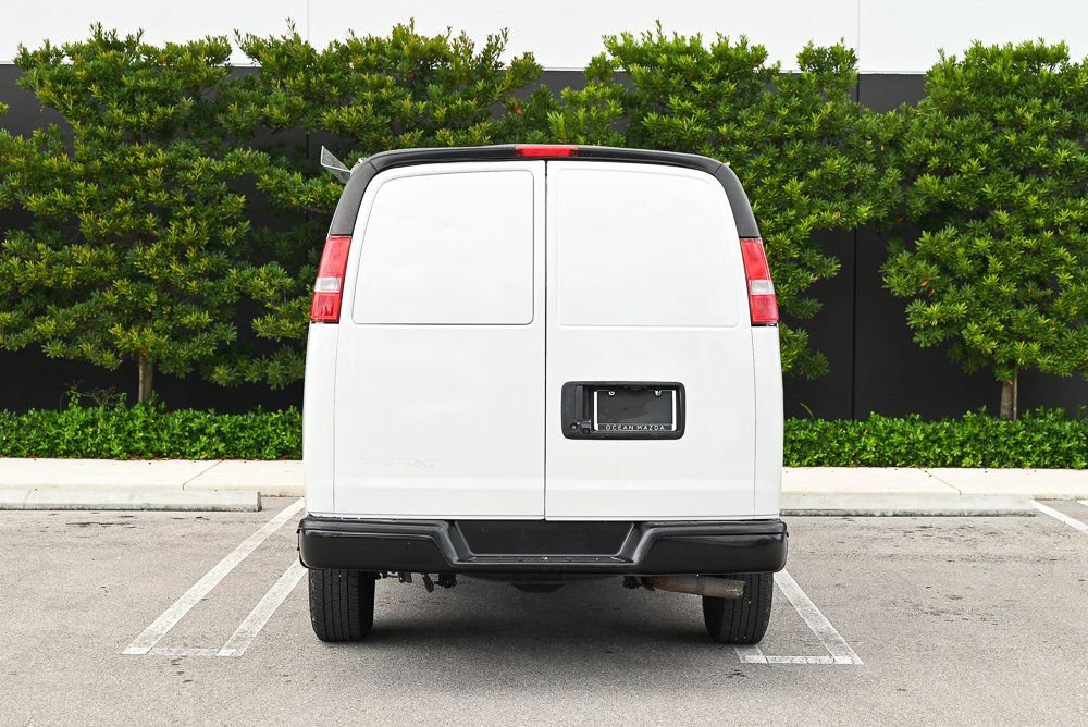 Used 2022 Chevrolet Express 2500 Extended w/ Driver Convenience Package image 5