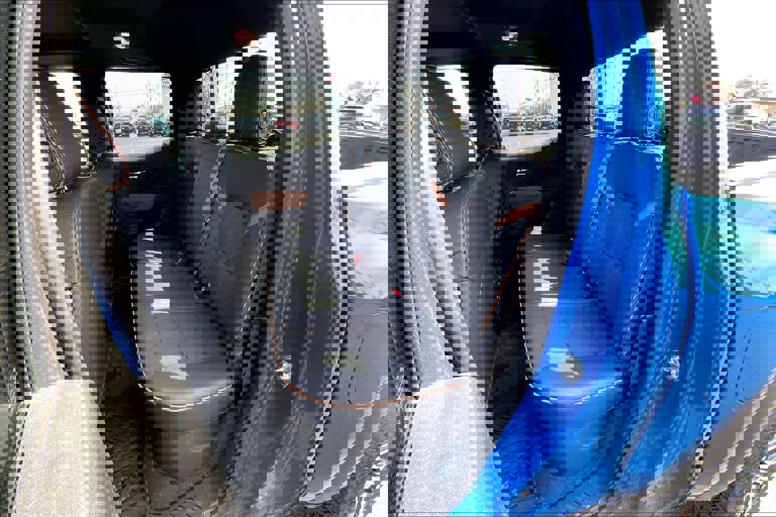 Used 2024 GMC Canyon AT4 w/ Technology Package image 21