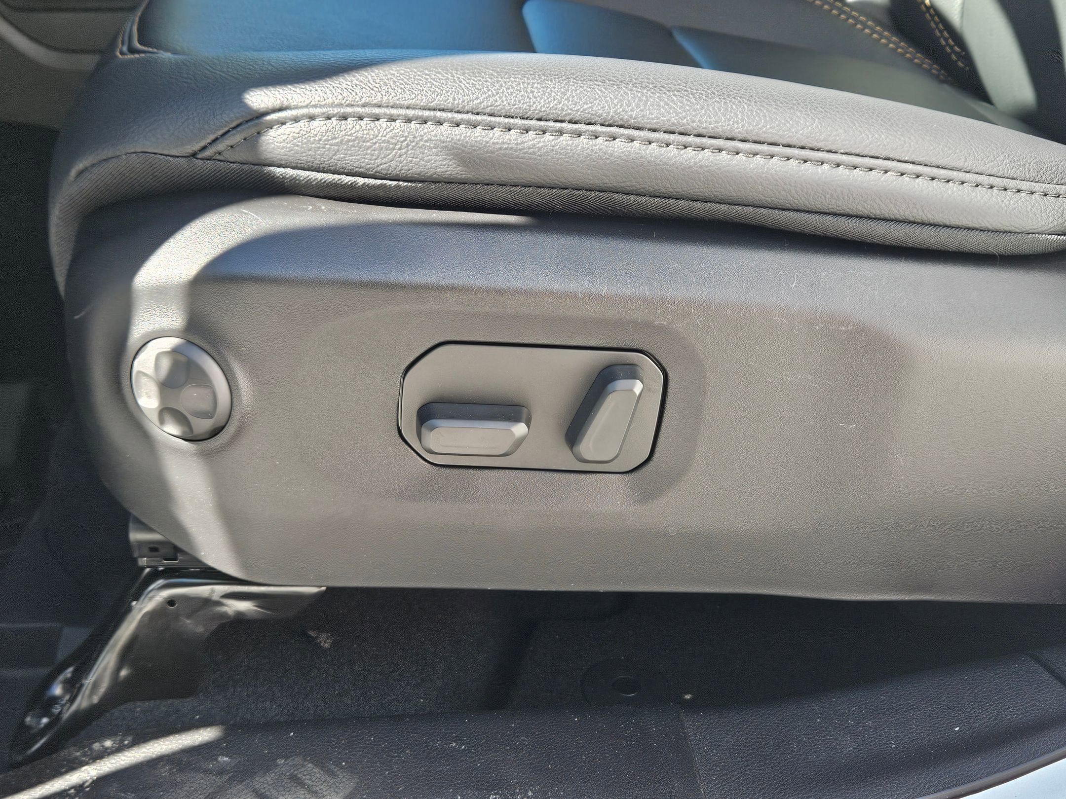 New 2026 Jeep Gladiator Sport image 19