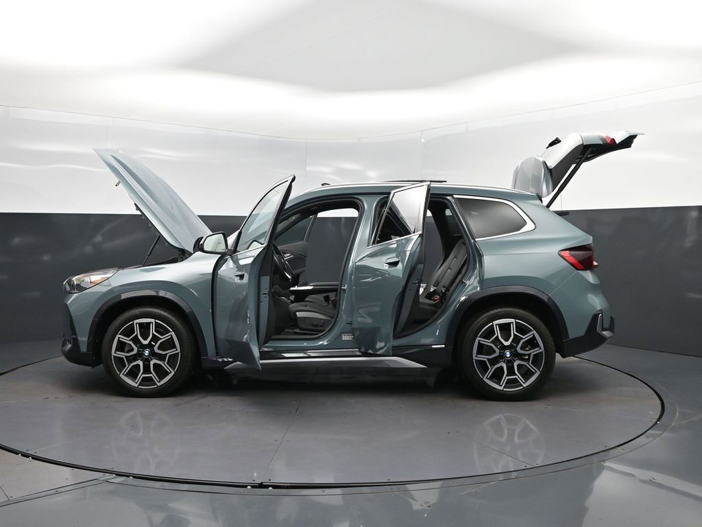 Used 2024 BMW X1 xDrive28i AWD/4WD image 46
