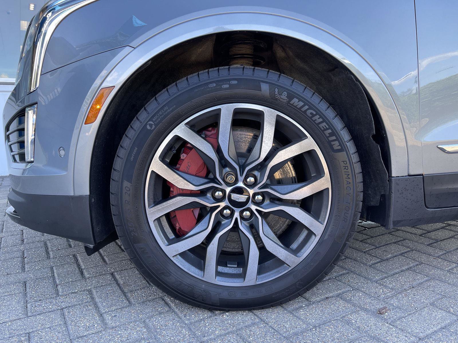 Used 2024 Cadillac XT5 Sportv w/ Technology Package AWD/4WD image 10