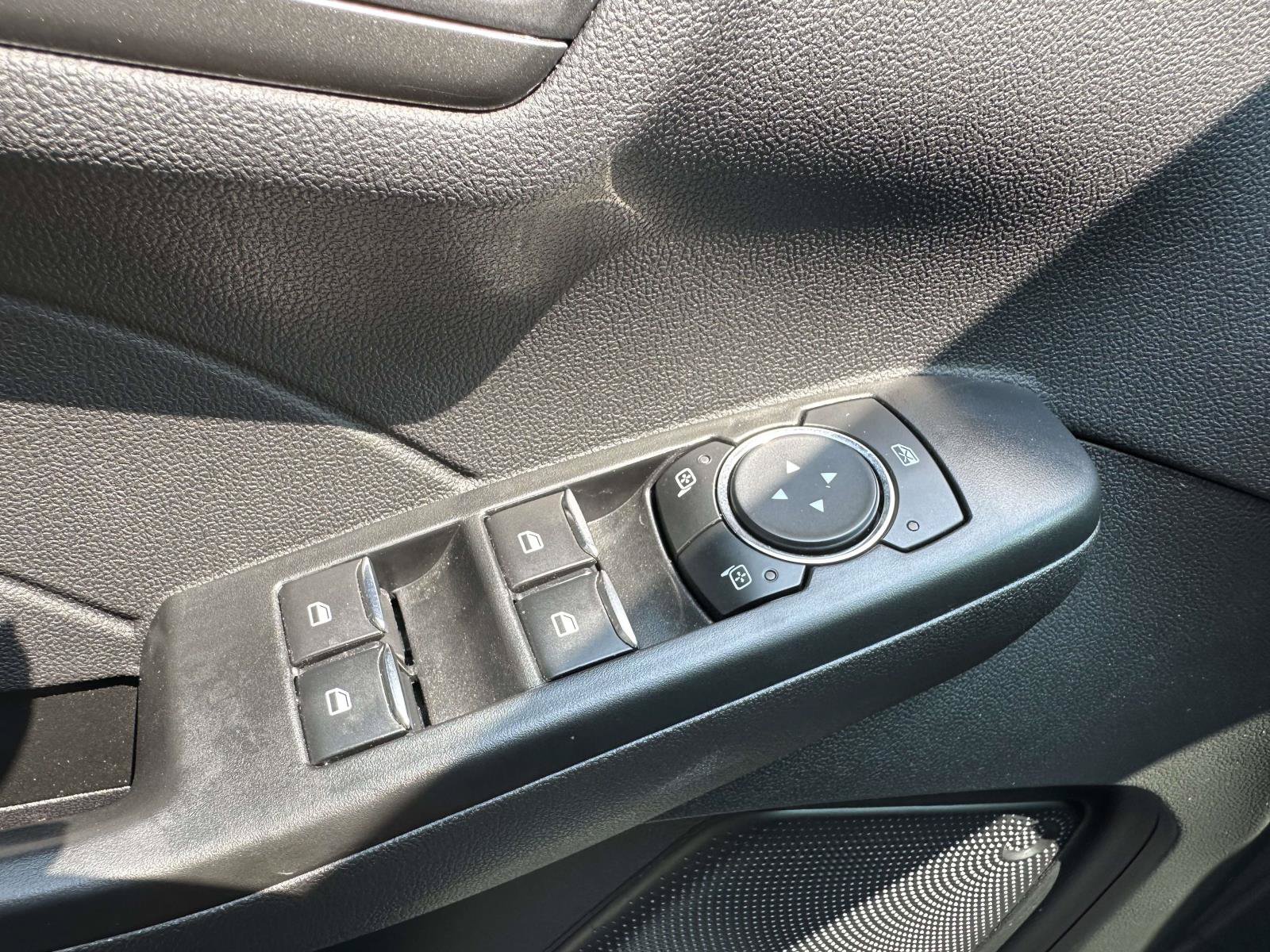 Used 2023 Ford Escape Active AWD/4WD image 34