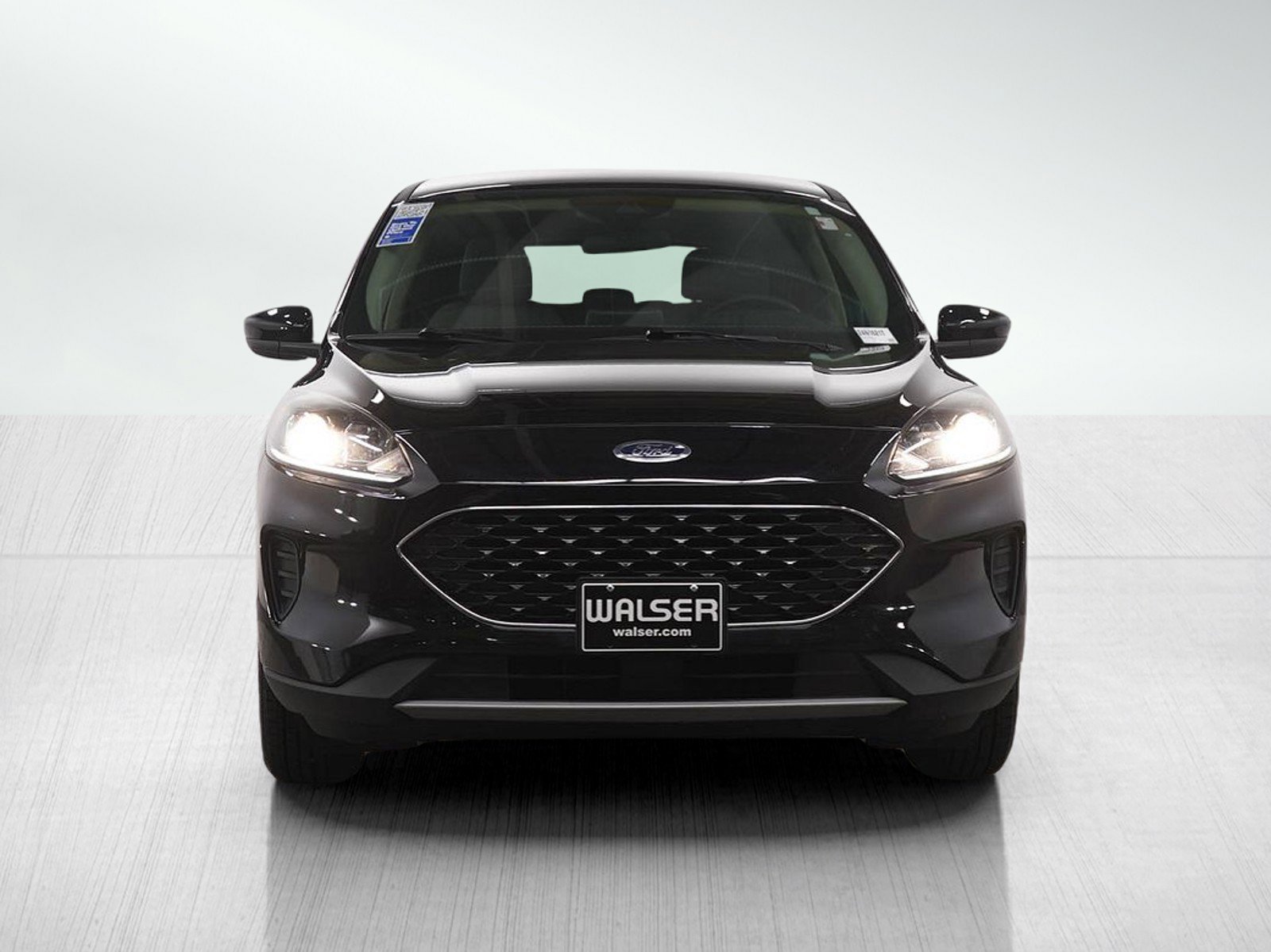 Used 2020 Ford Escape SE image 9