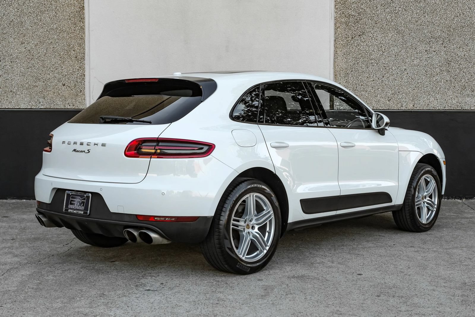 Used 2017 Porsche Macan S AWD/4WD image 10