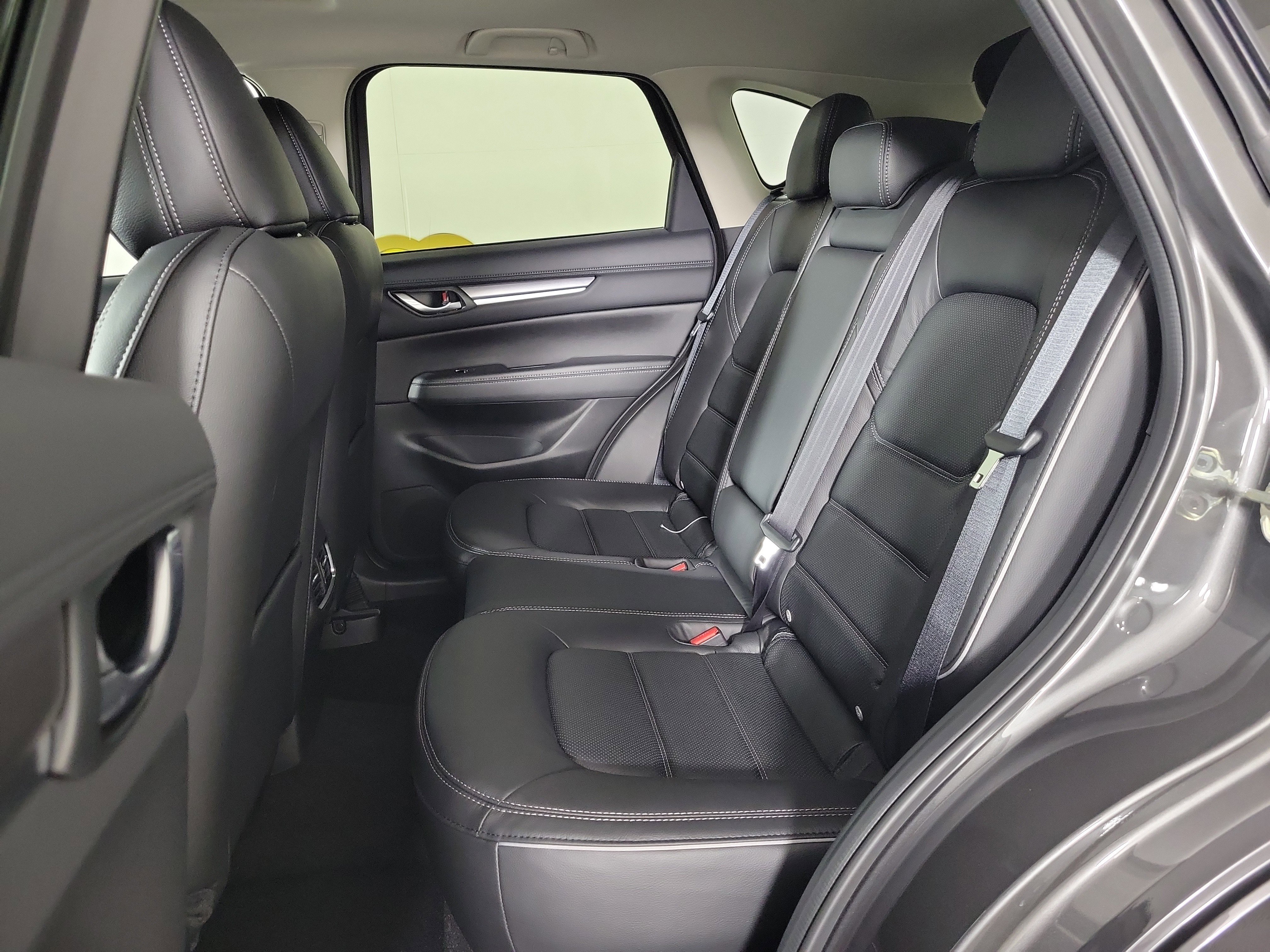 New 2025 MAZDA CX-5 AWD 2.5 S w/ Premium Plus Pkg image 12