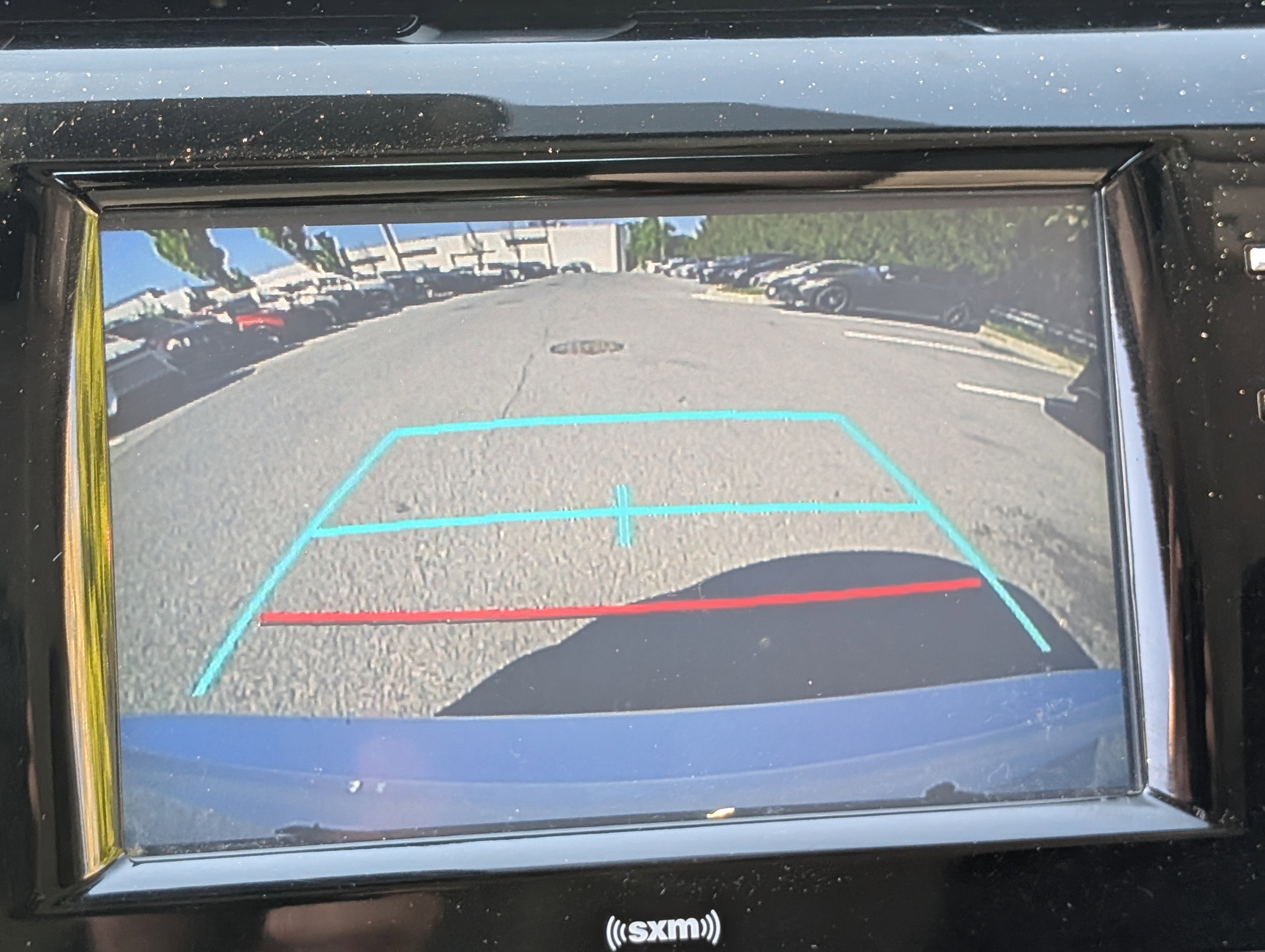 Used 2020 Toyota Camry LE FWD image 21