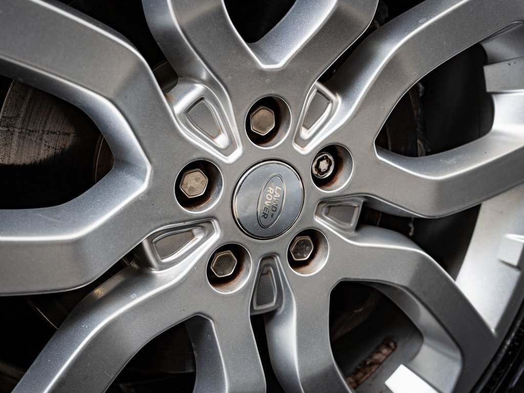 Used 2016 Land Rover Range Rover Supercharged image 7