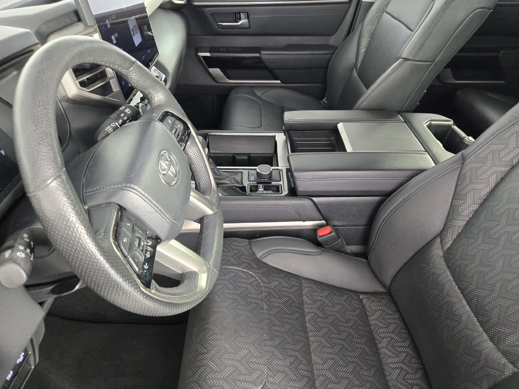 Used 2023 Toyota Sequoia Limited AWD/4WD image 15