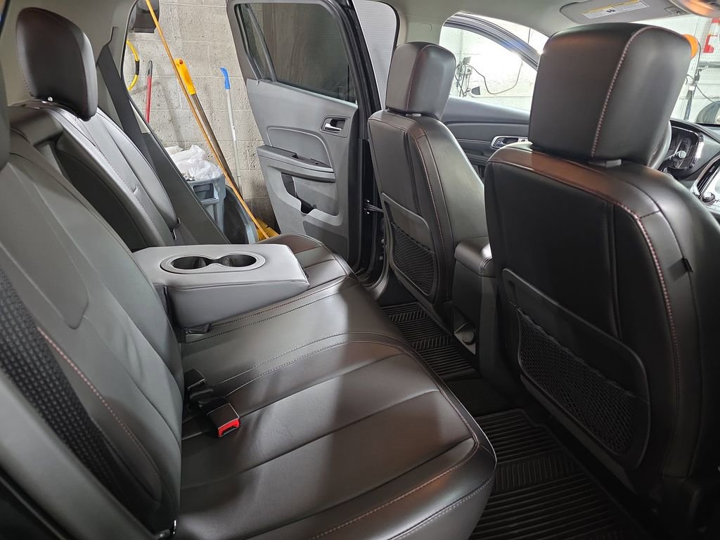 Used 2017 GMC Terrain SLT w/ Open Road Package image 11