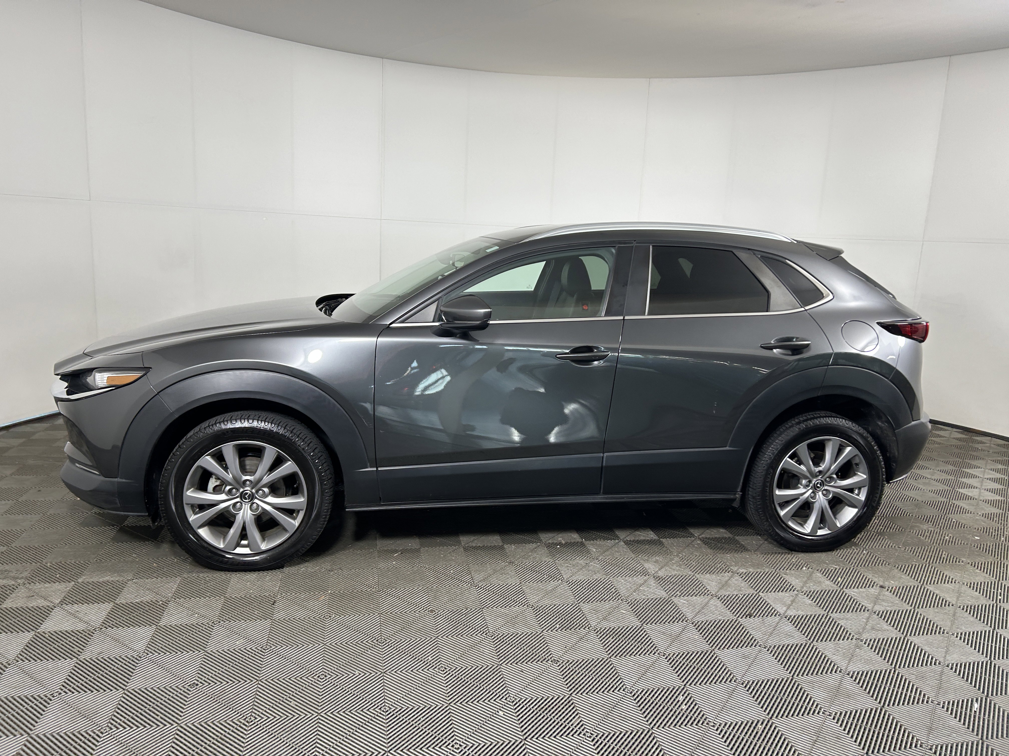 Used 2023 MAZDA CX-30 AWD 2.5 S w/ Select Package image 2