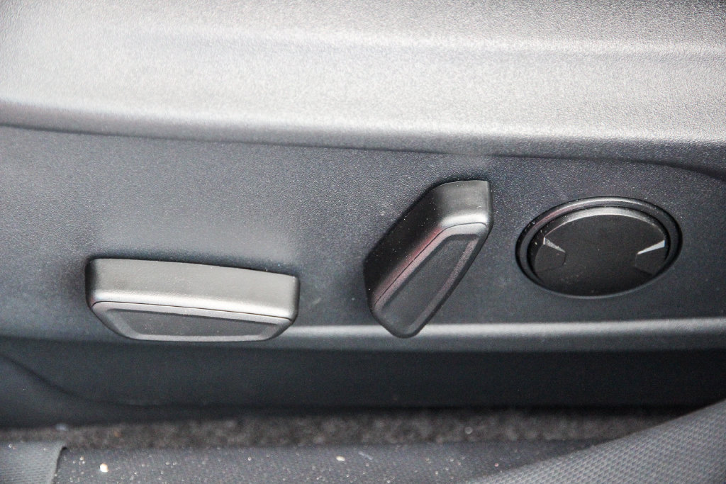 New 2026 Ford Mustang Mach-E Select RWD image 24