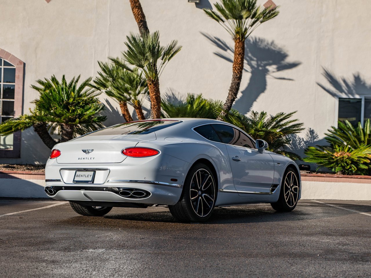 Used 2024 Bentley Continental GT image 14