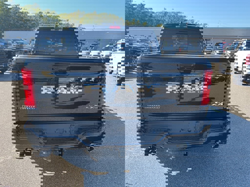 New 2026 RAM 1500 4x4 Crew Cab image 6