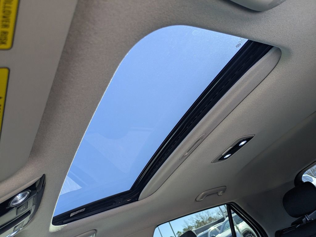 Used 2025 Kia Niro EX Touring image 20