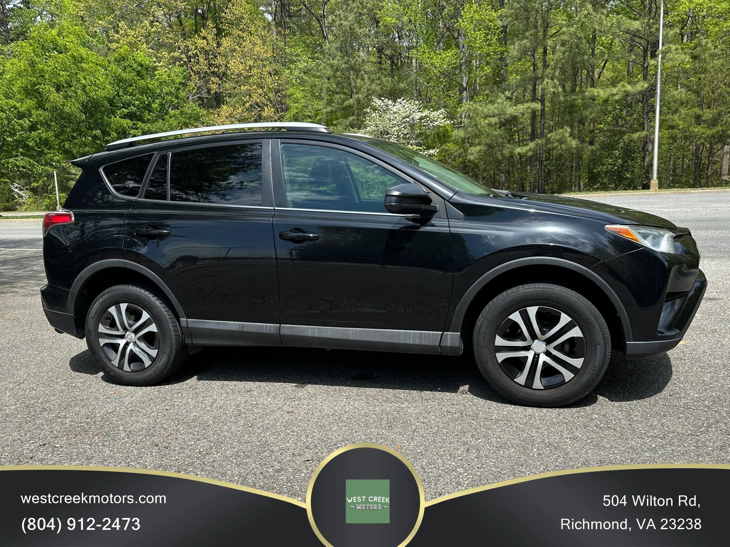 Used 2016 Toyota RAV4 LE FWD image 4