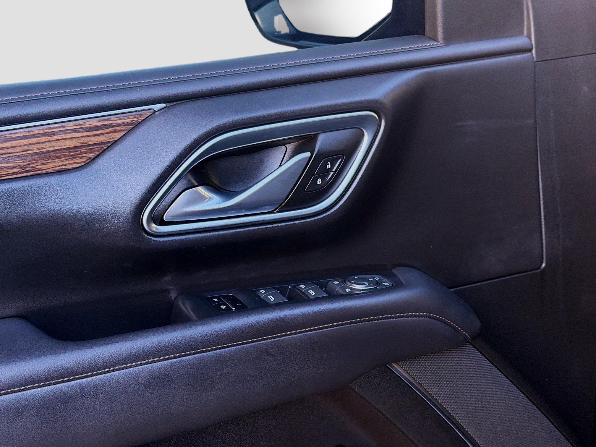 Used 2021 Chevrolet Suburban High Country image 17