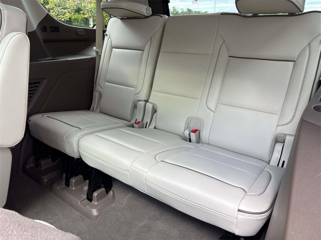 Used 2021 GMC Yukon Denali w/ Denali Ultimate Package image 12