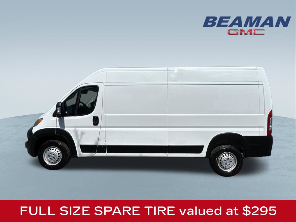 Used 2025 RAM ProMaster 2500 w/ Convenience Group FWD image 4