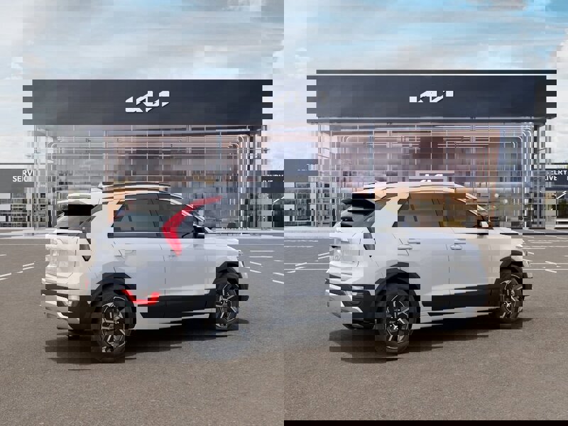 New 2026 Kia Niro LX image 6