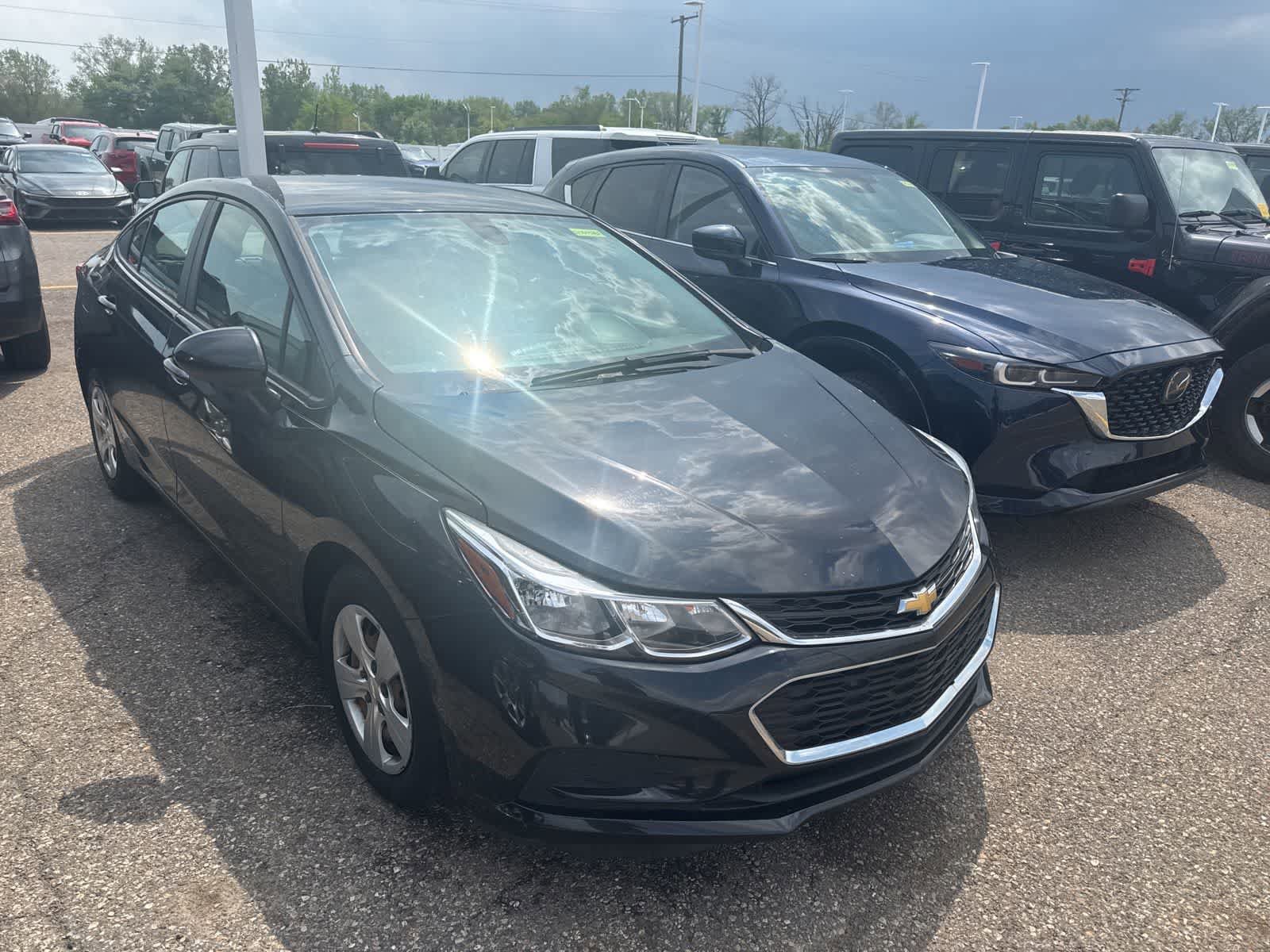Used 2016 Chevrolet Cruze LS FWD image 6