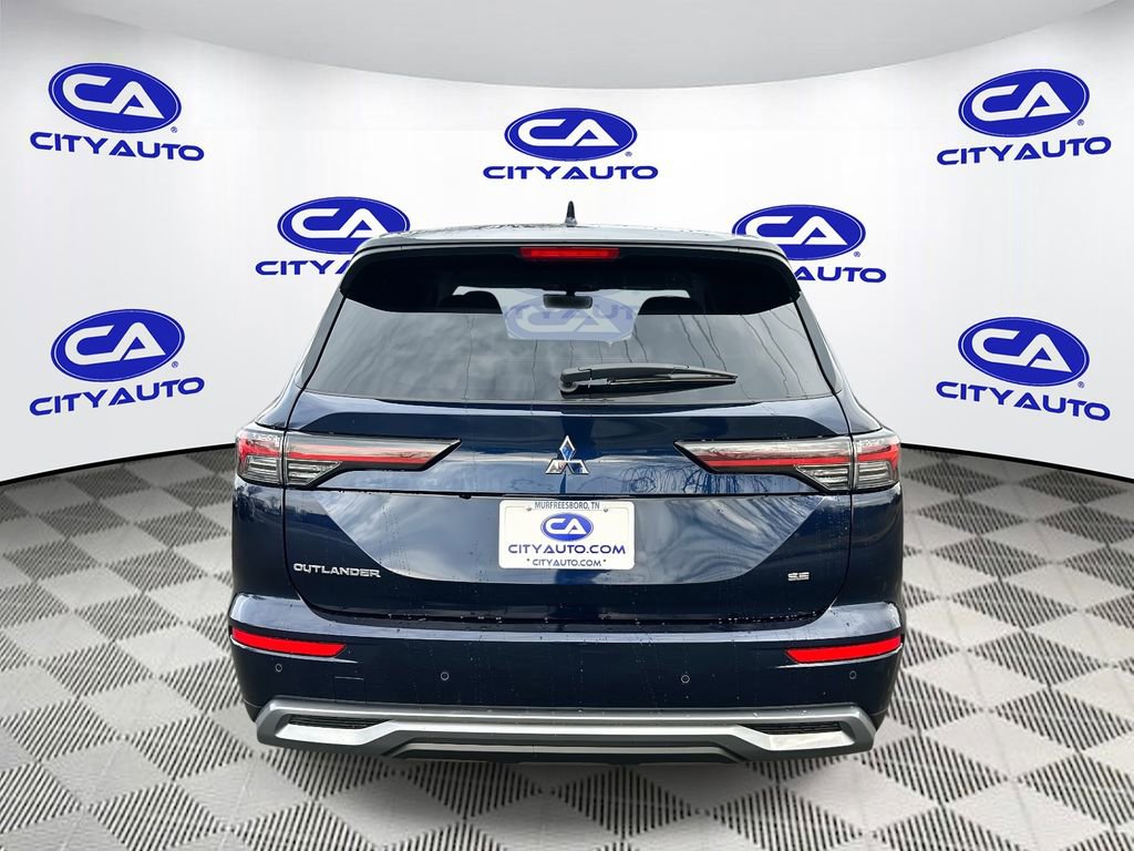 New 2026 Mitsubishi Outlander SE FWD image 4