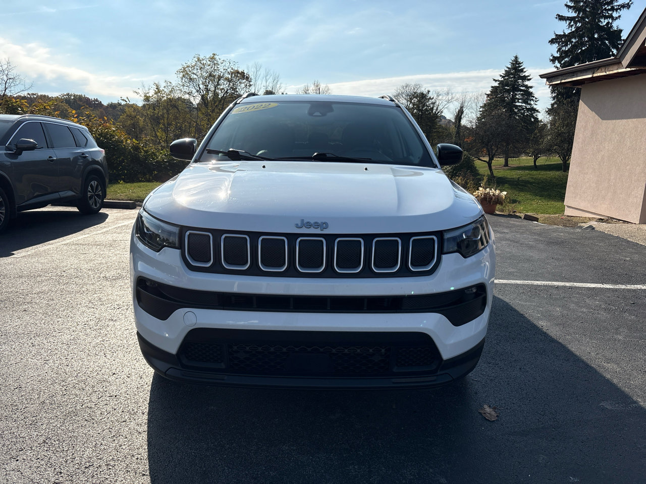 Used 2022 Jeep Compass Latitude w/ Sun and Sound Group image 2