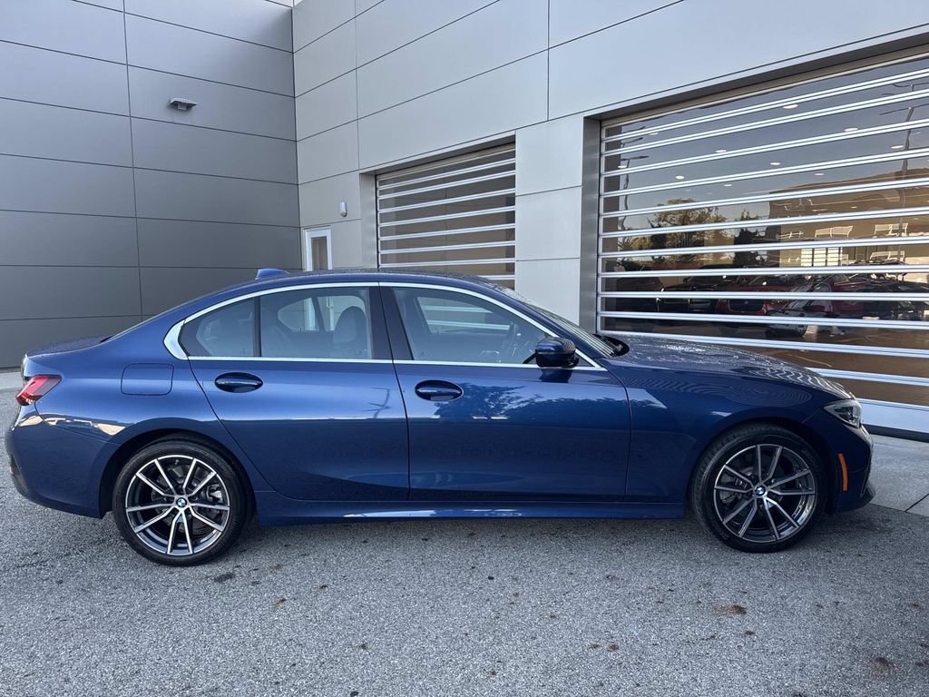Used 2022 BMW 330i xDrive Sedan w/ Driving Assistance Package AWD/4WD image 7