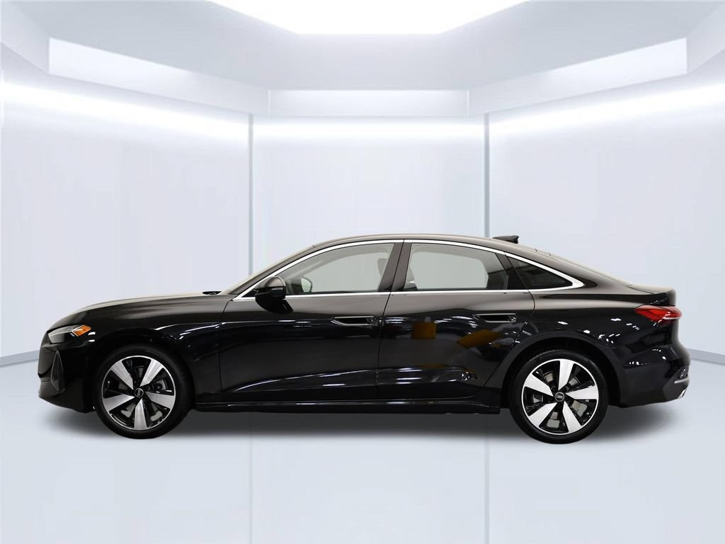 Used 2025 Audi A5 2.0T Premium Plus w/ Premium Plus AWD/4WD image 2