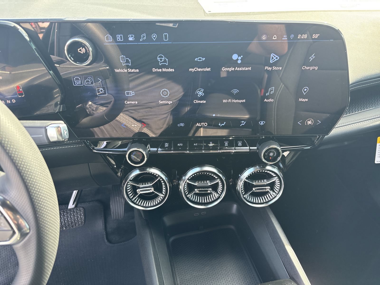 New 2026 Chevrolet Blazer EV LT w/ Midnight/Sport Edition FWD image 18