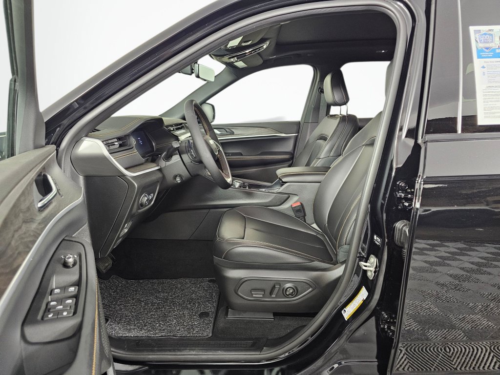 New 2026 Jeep Grand Cherokee Limited AWD/4WD image 19