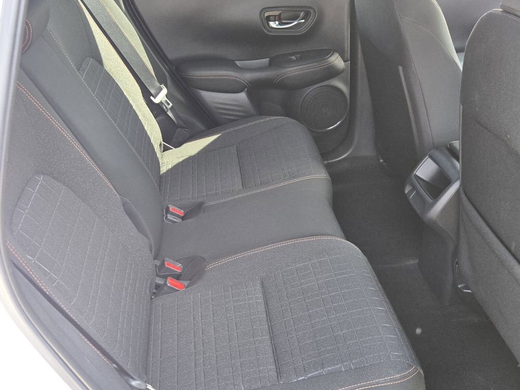 Certified 2023 Honda HR-V Sport image 17