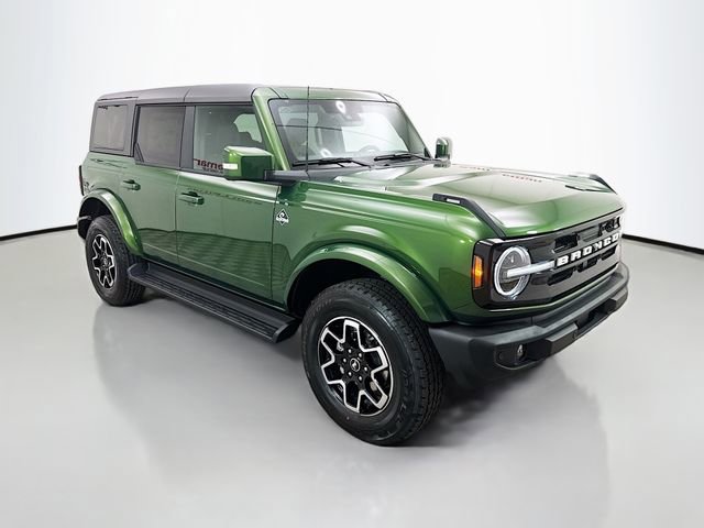 New 2025 Ford Bronco Outer Banks