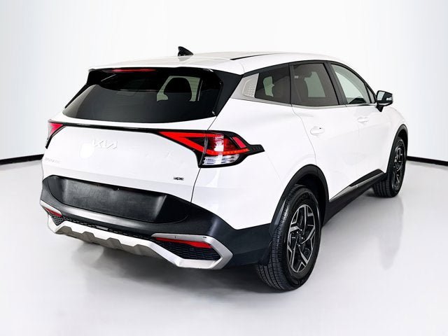 Used 2023 Kia Sportage LX AWD/4WD image 5