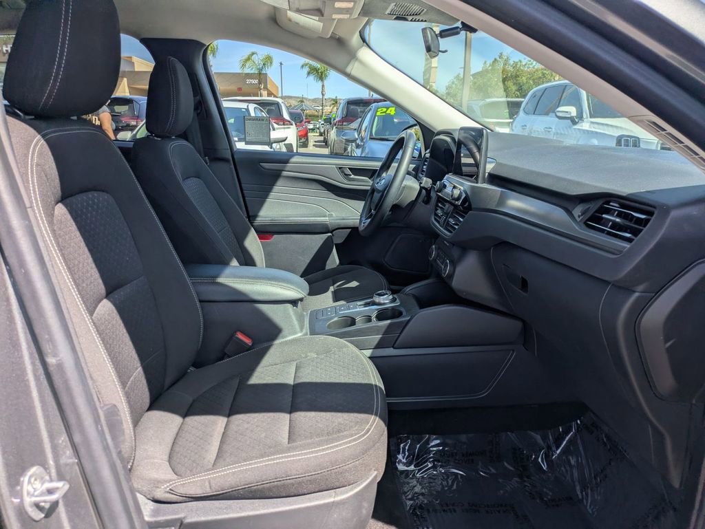 Used 2024 Ford Escape Active image 29