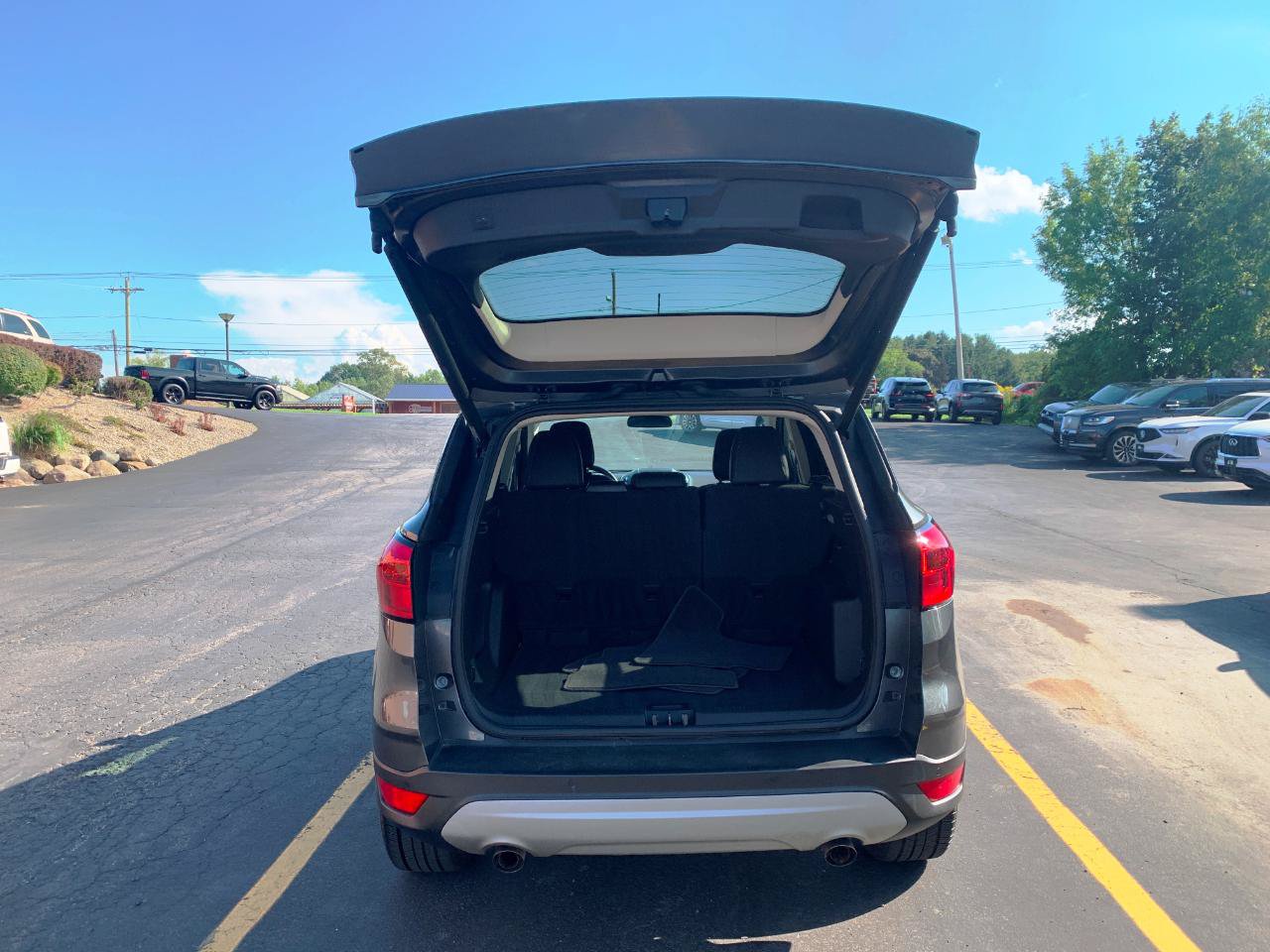 Used 2019 Ford Escape SEL AWD/4WD image 5