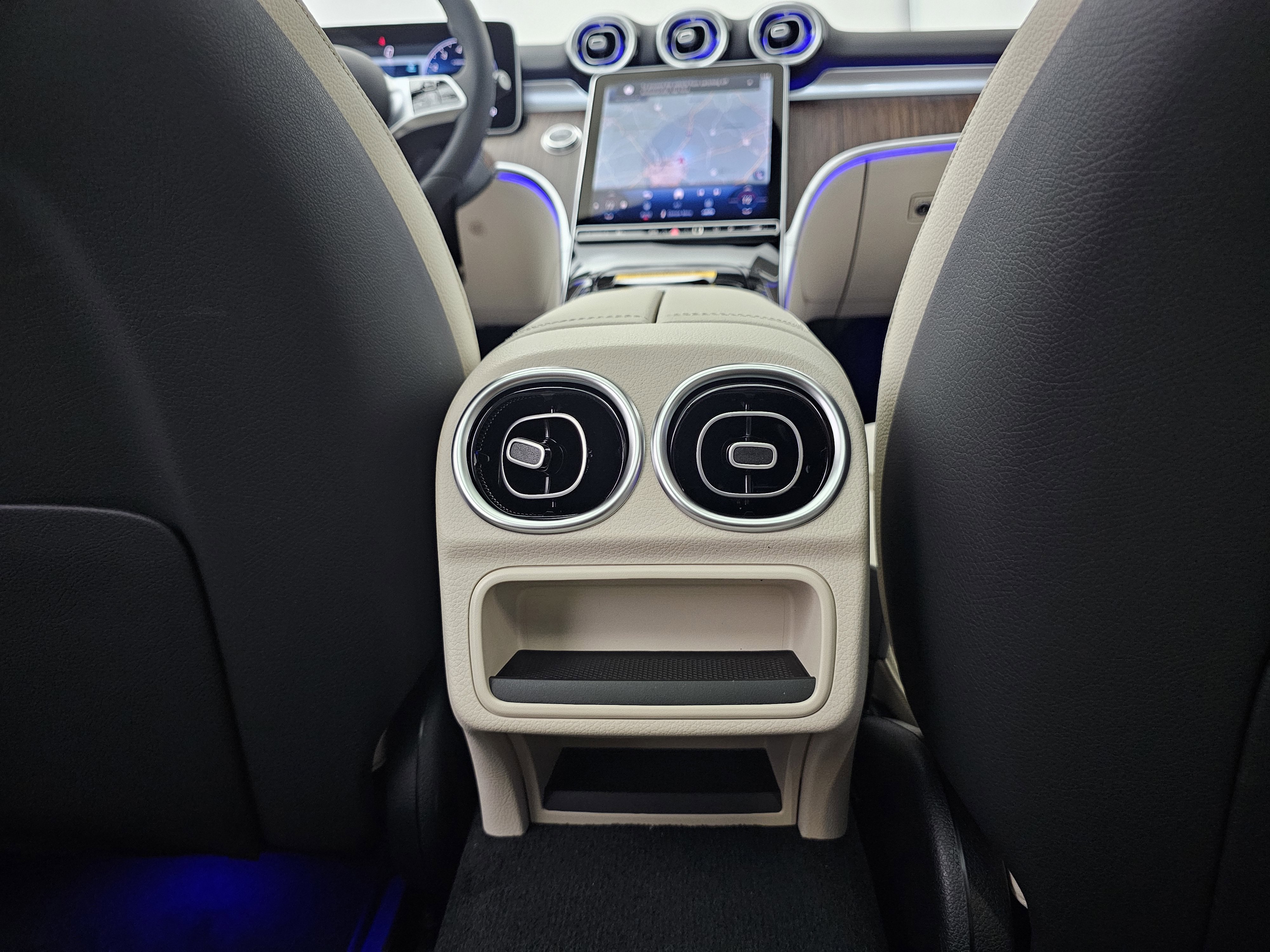 New 2026 Mercedes-Benz C 300 4MATIC Sedan image 31