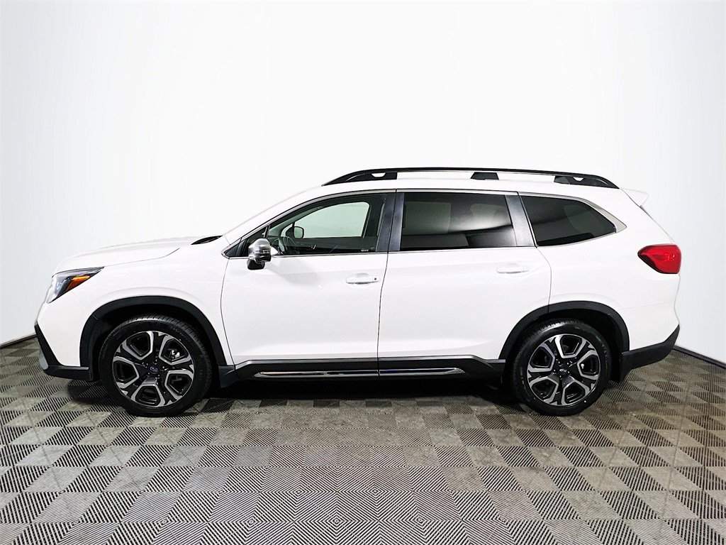Certified 2023 Subaru Ascent Limited w/ Technology Package image 5