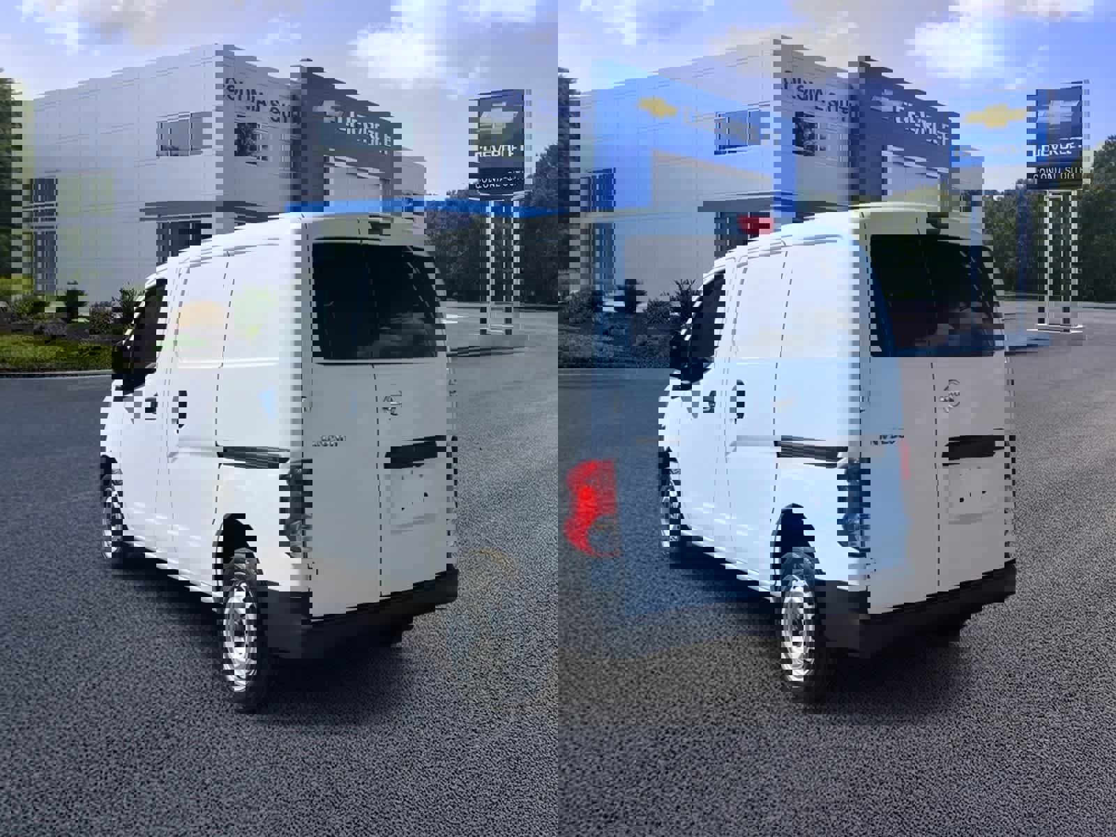 Used 2018 Nissan NV200 S w/ Back Door Glass Package image 4