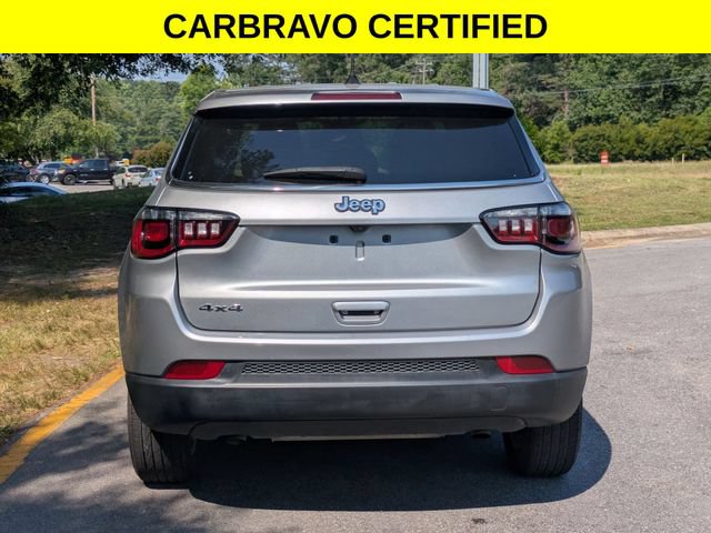 Used 2023 Jeep Compass Sport AWD/4WD image 3