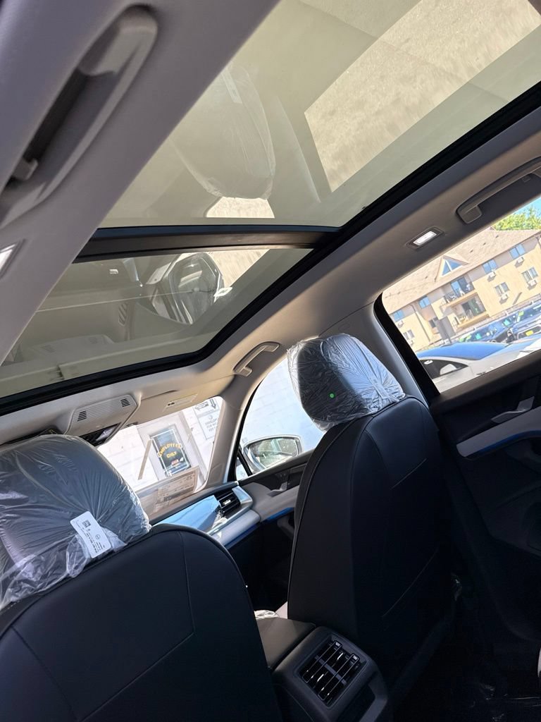 New 2026 Volkswagen Tiguan SE AWD/4WD image 20