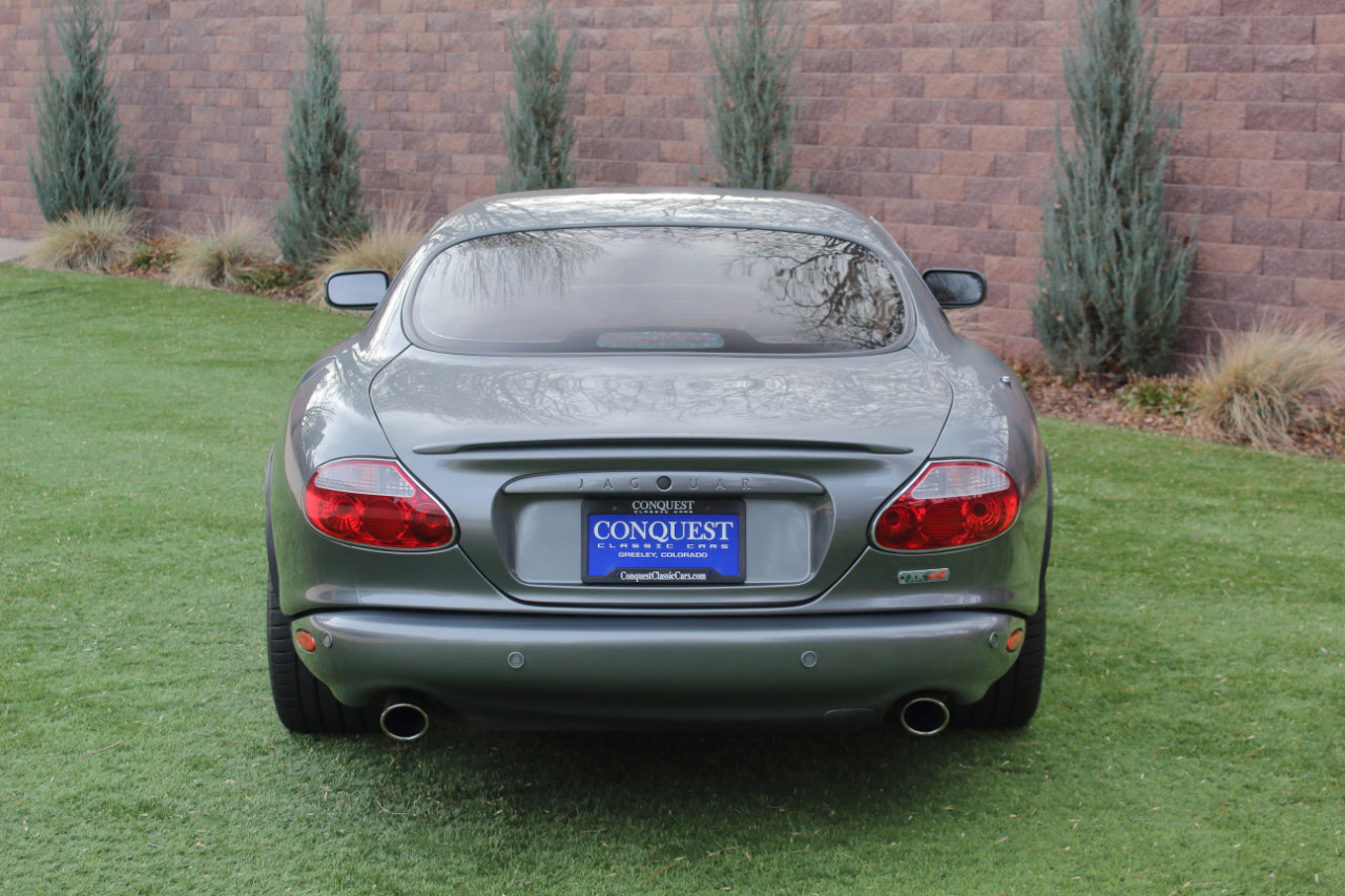 Used 2003 Jaguar XK8 Coupe image 19