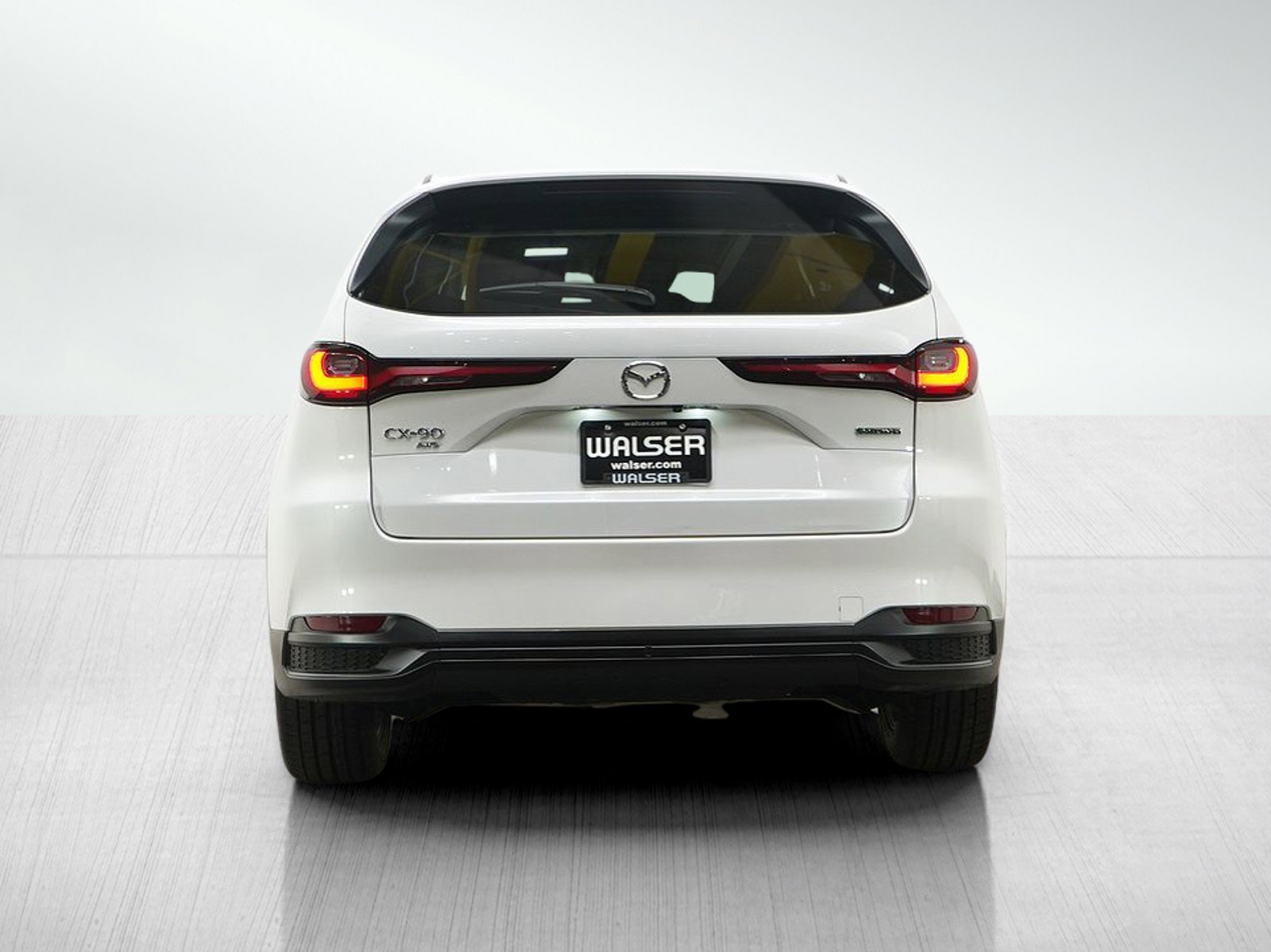 Certified 2024 MAZDA CX-90 3.3 Turbo w/ Preferred Plus image 4