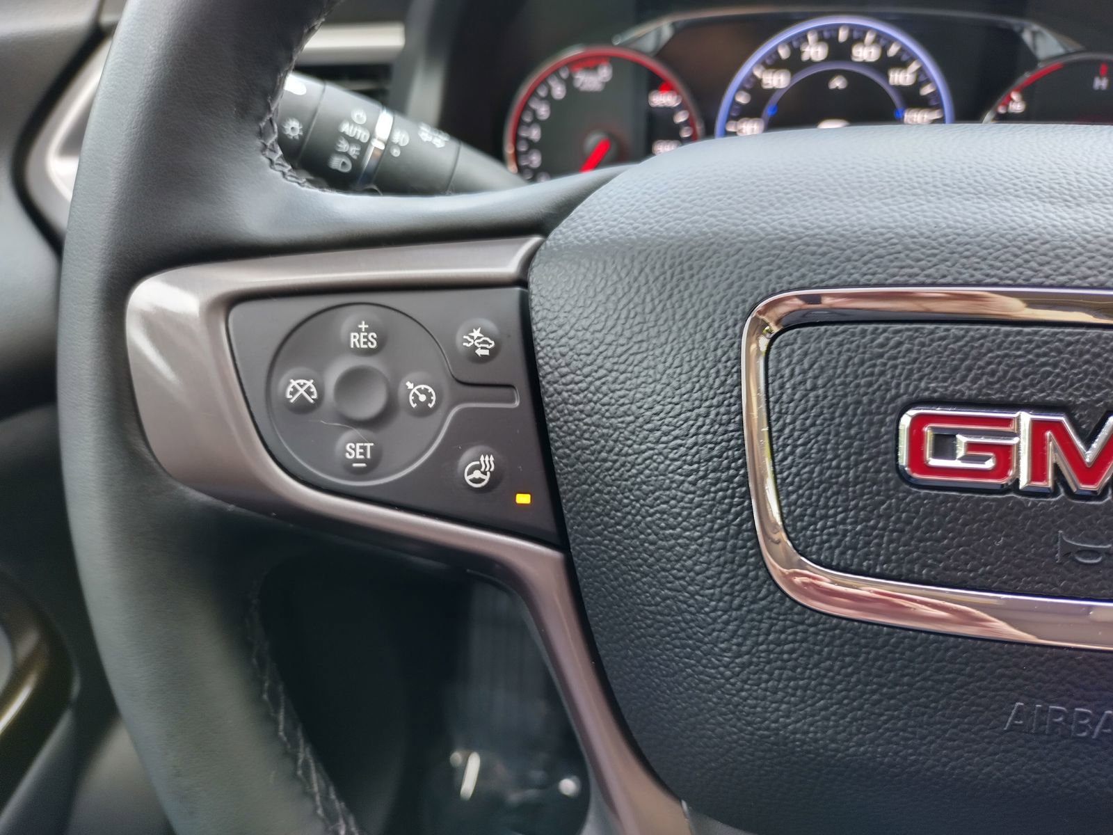 Used 2023 GMC Acadia AT4 w/ Technology Package image 19