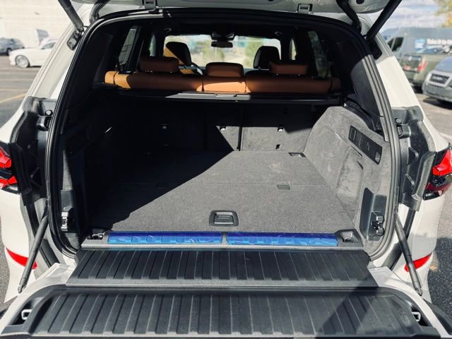 New 2026 BMW X5 xDrive50e w/ M Sport Package image 10