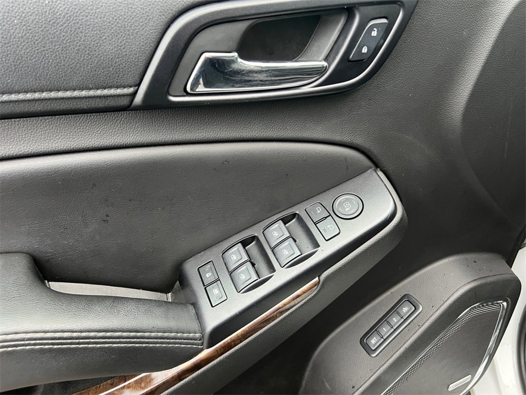 Used 2018 Chevrolet Tahoe LT image 11