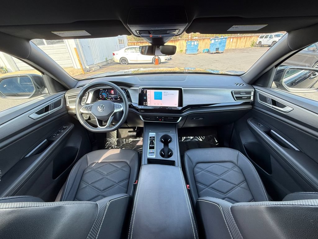 Used 2024 Volkswagen Atlas Cross Sport SE AWD/4WD image 21